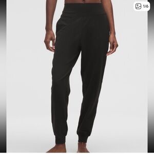 Lululemon align high-rise jogger in black